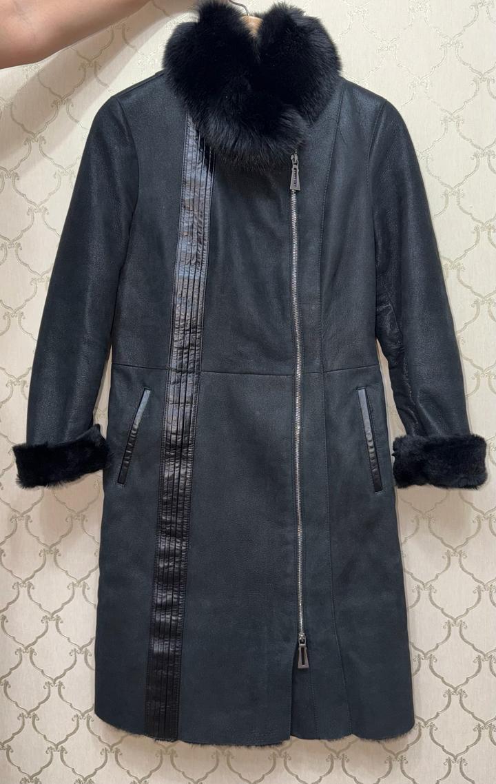 Дубленка с меховым воротником S-xs