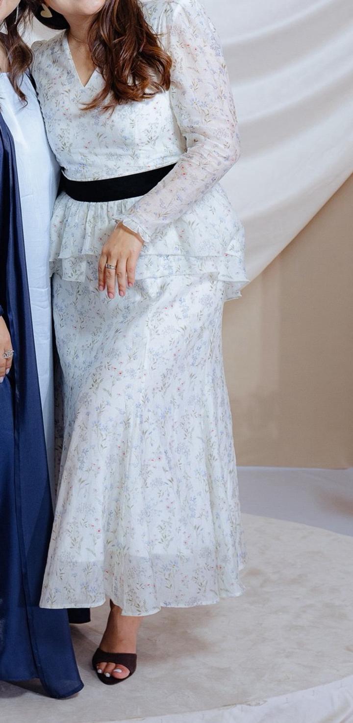 Платье с баской Alisha atelier