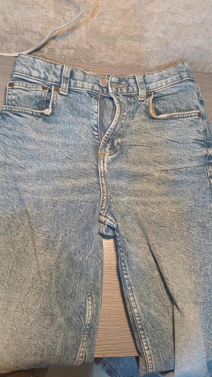 джинсы Zara