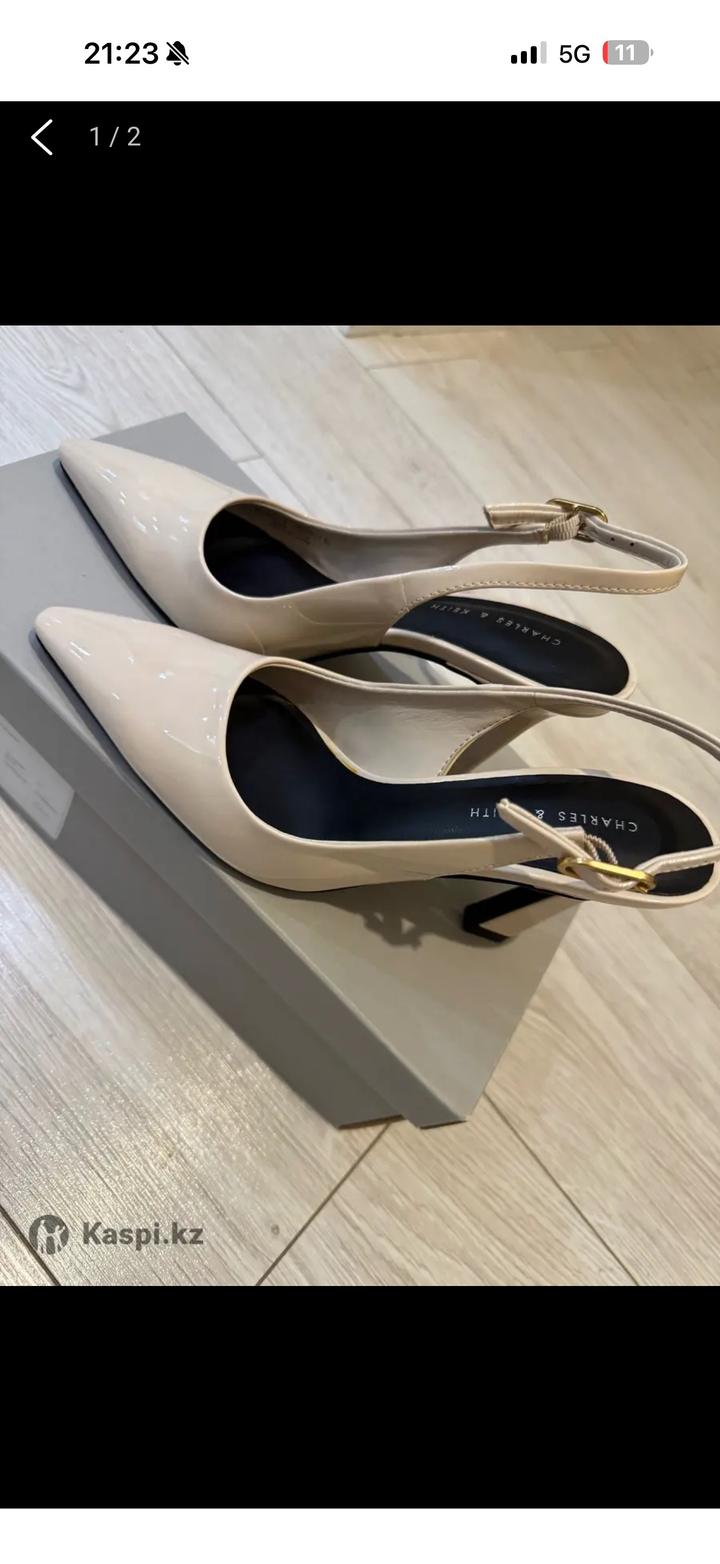 Туфли Charles & Keith