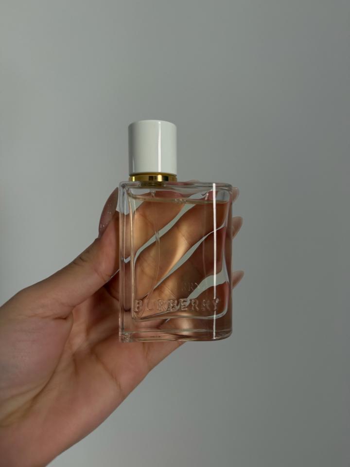 Парфюм Burberry Her Green