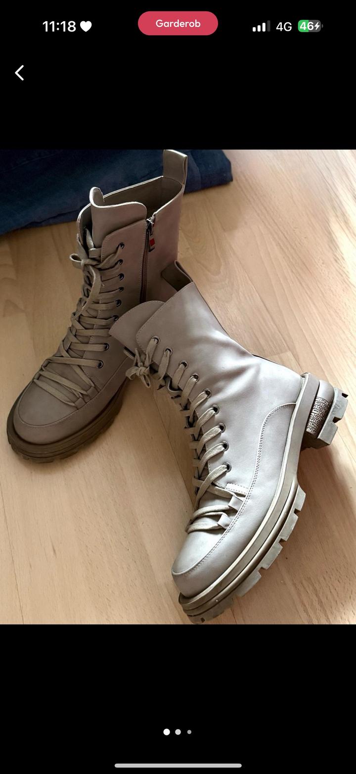 Maison Margiela Высокие ботинки на шнуровке в идеальном состоянии