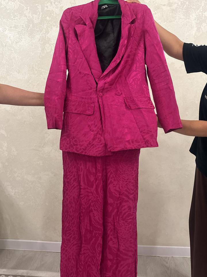 Костюм ZARA