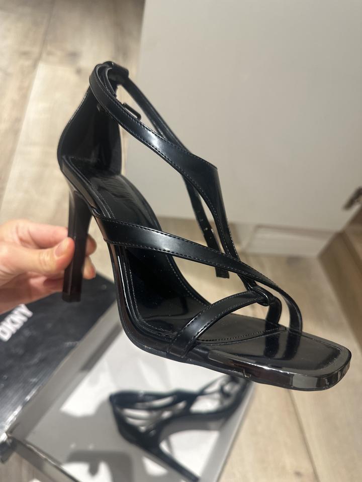 Босоножки DKNY