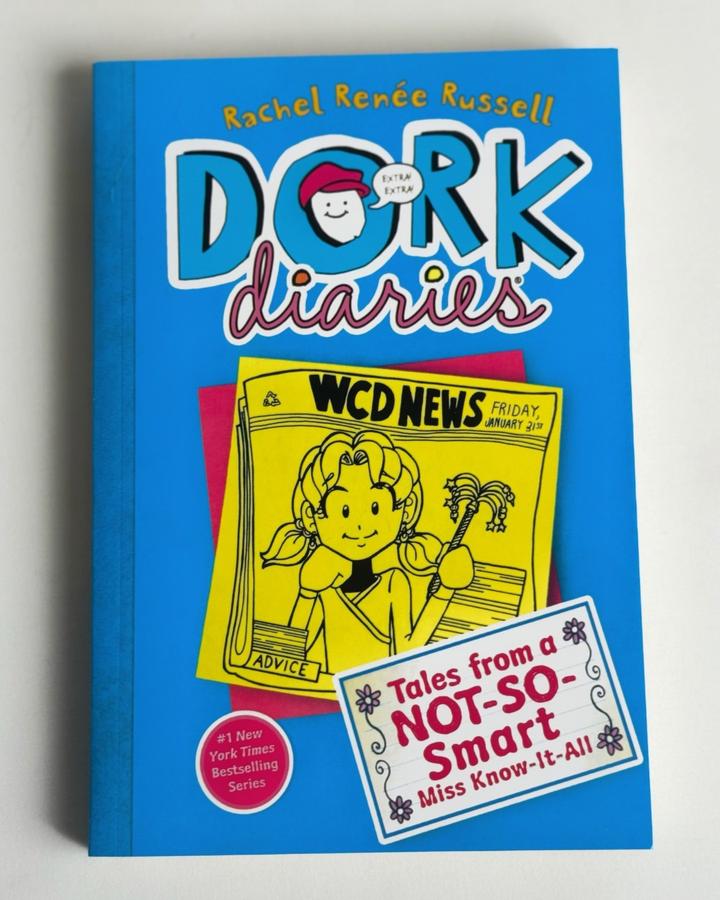 Dork Diaries: Tales from a Not-So-Smart Miss Know-It-All