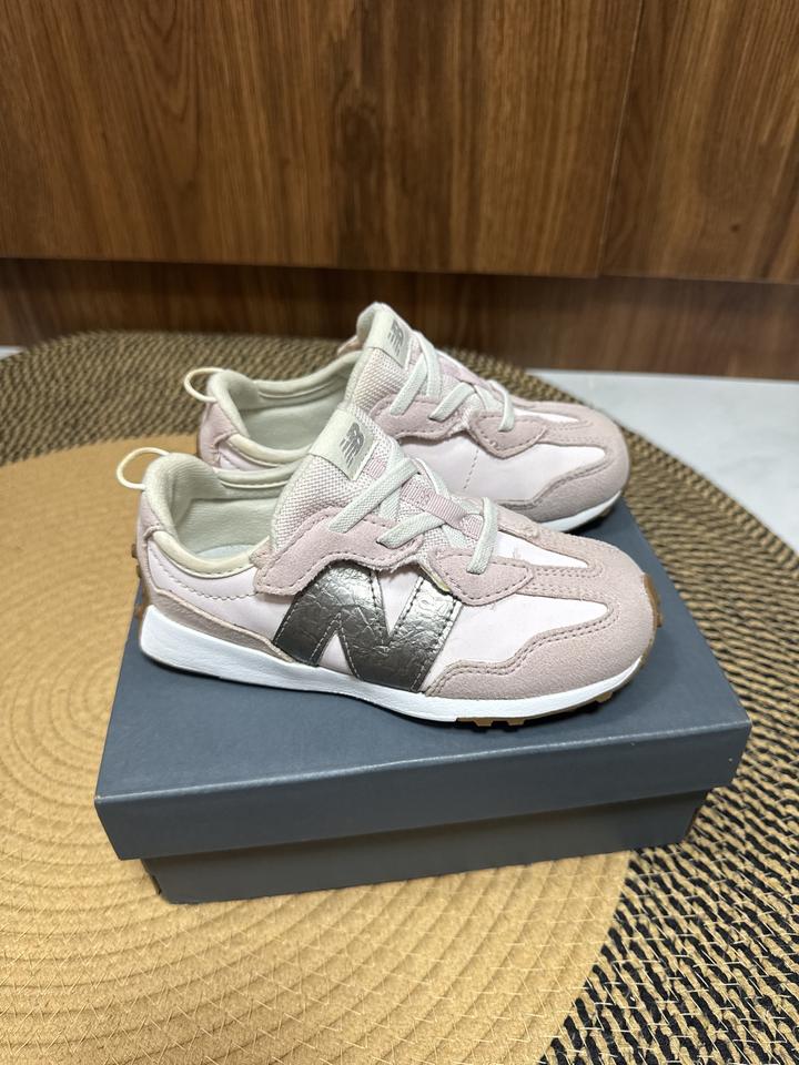 Кроссовки New Balance для девочки