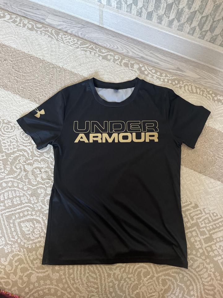 Футболка Under Armour