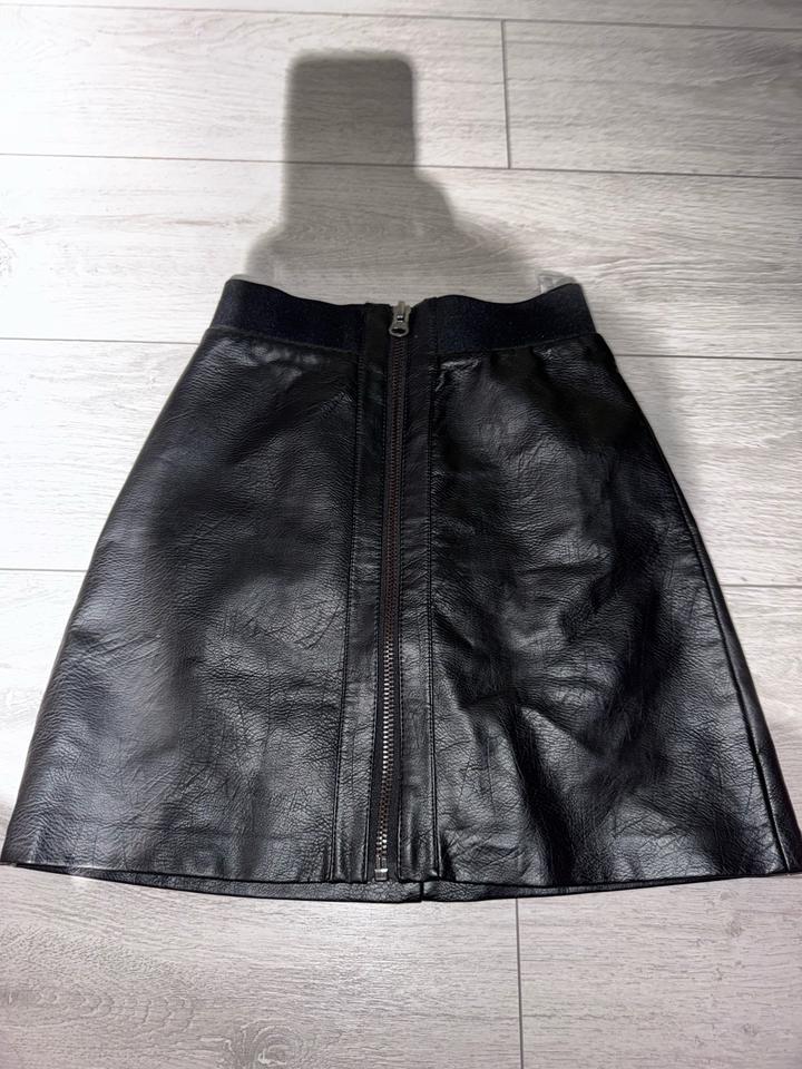Stradivarius Кожаная юбка