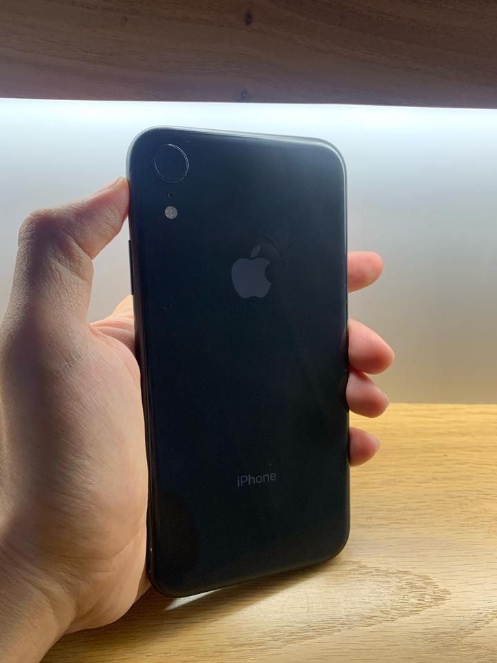 Apple iPhone XR 85% емкость