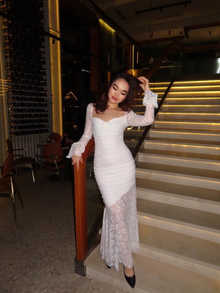 Honey room Кружевное платье с длинным рукавом