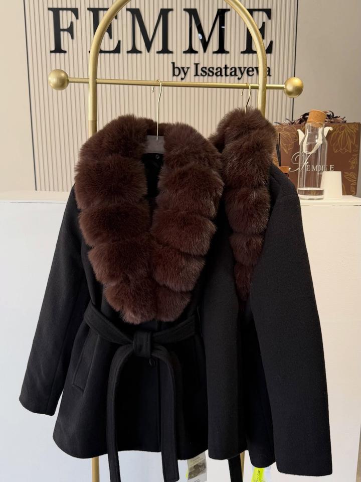 BLT cozy clothe Пальто со съемным мехом