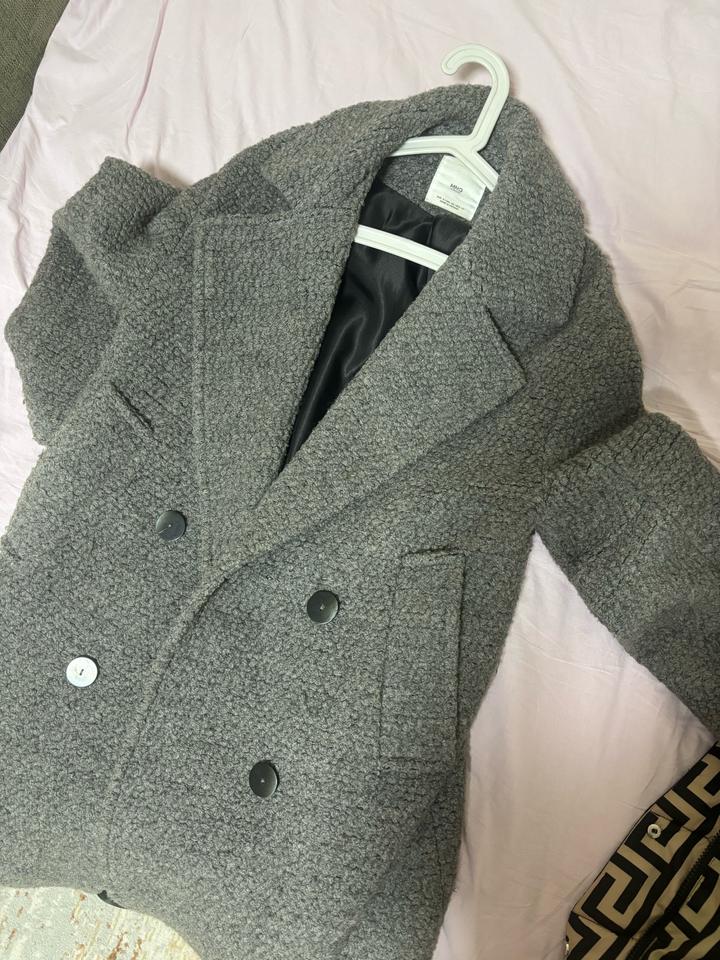Пальто Mango