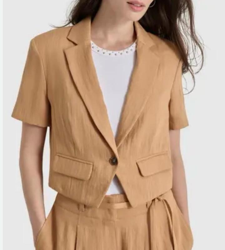 Укороченный жакет DKNY