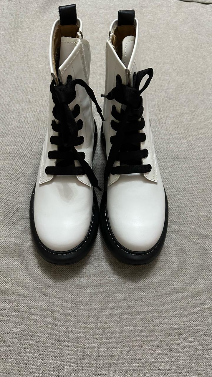 Perfect Pairs Ботинки