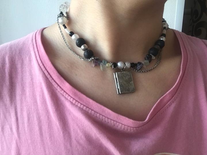 Handmade (ручная работа) Ожерелье с кулоном-книгой