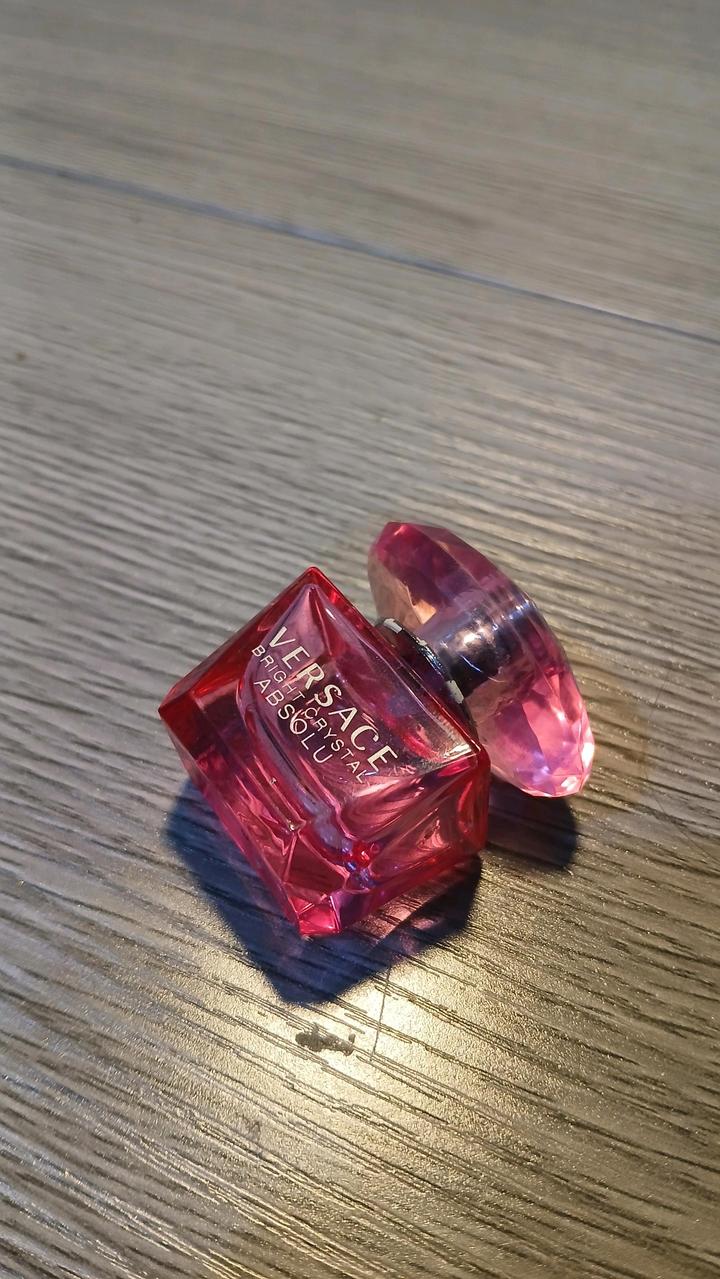 Versace Parfums духи VERSACE bright crystal ABSOLU 5 мл