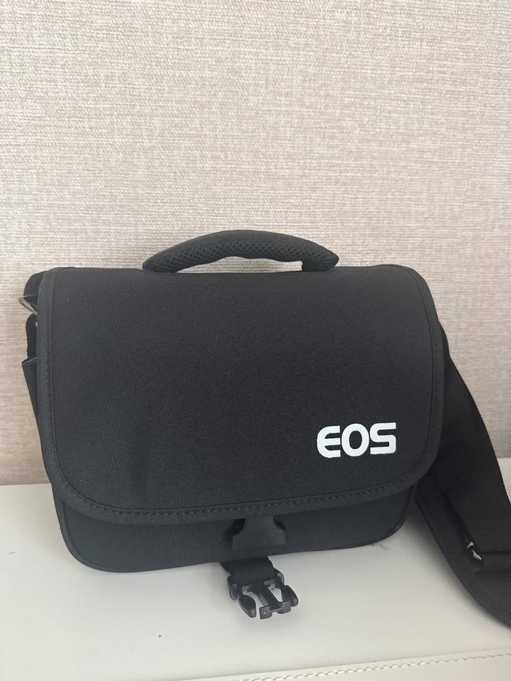 Canon Сумка для фотоаппарата EOS либо другого любого
