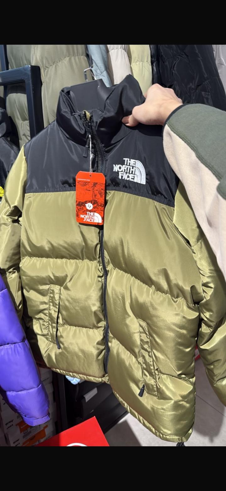 Куртка The North Face хаки цвет