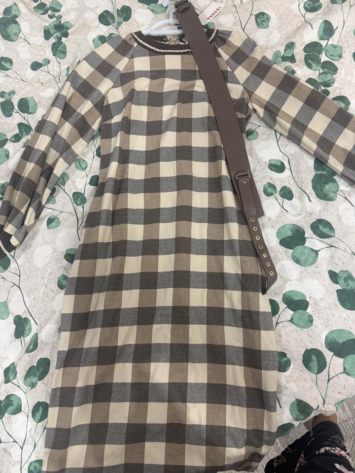 Платье в клетку