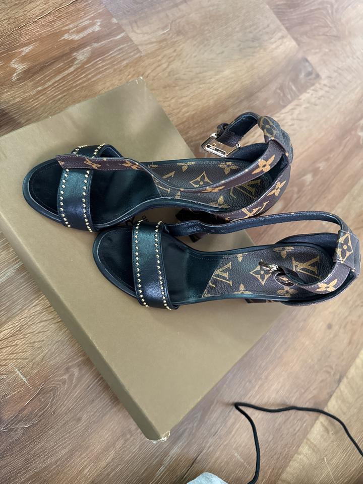 Босоножки Louis Vuitton