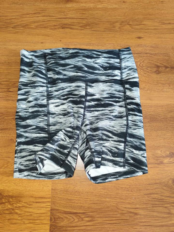 Шорты Under Armour M