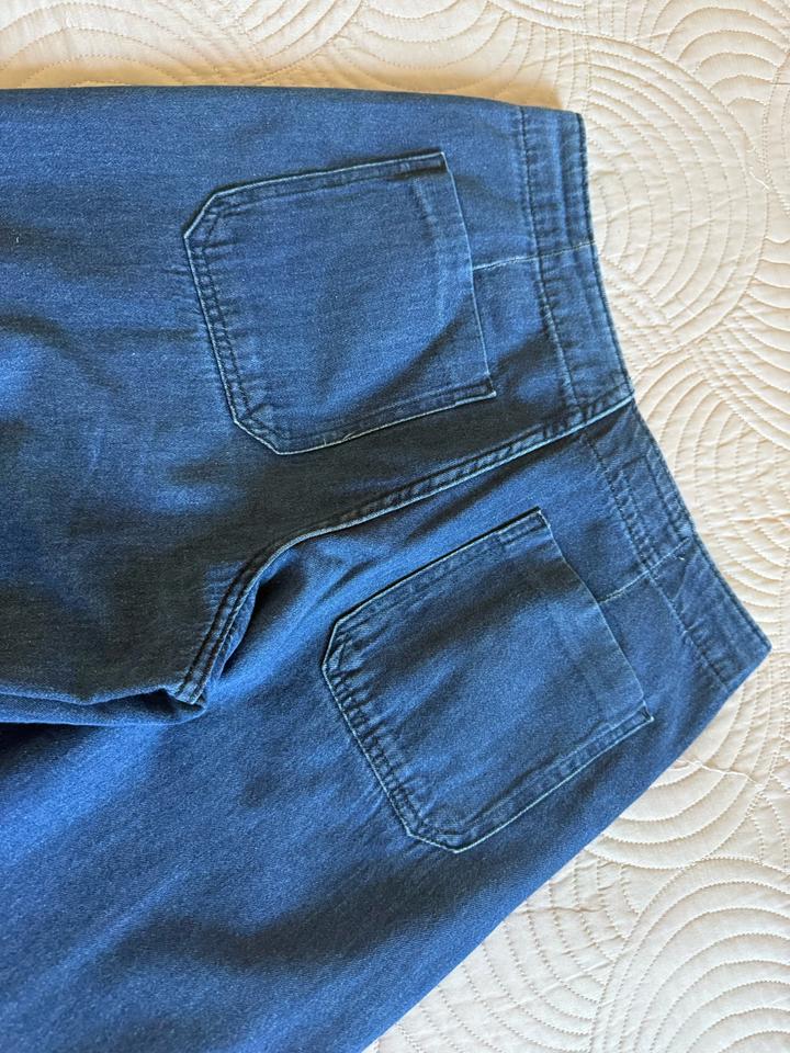Широкие джинсы от Zara