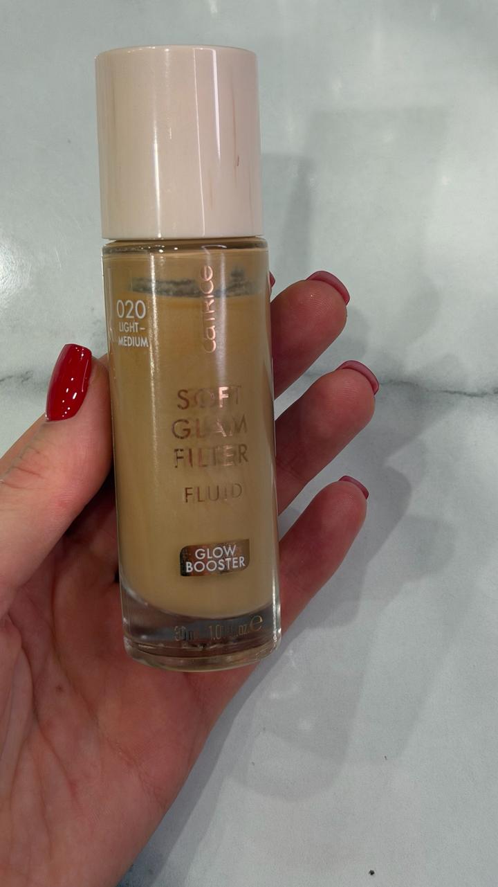 Тональный флюид Catrice Soft Glam Filter Fluid 020 Light-Medium