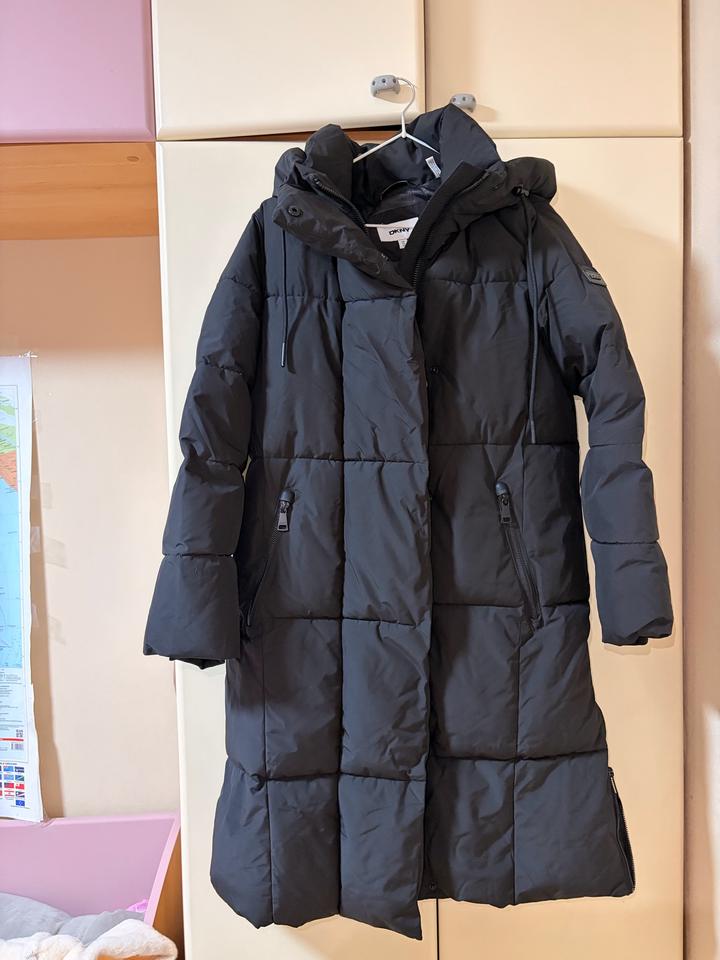 Пуховик DKNY