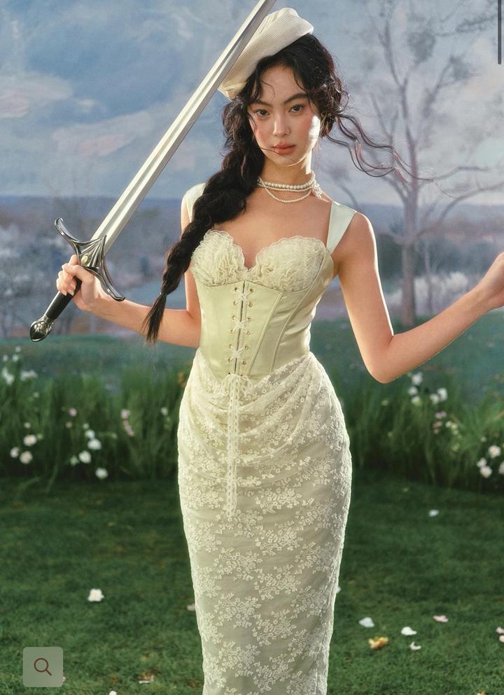 Платье Lacemade