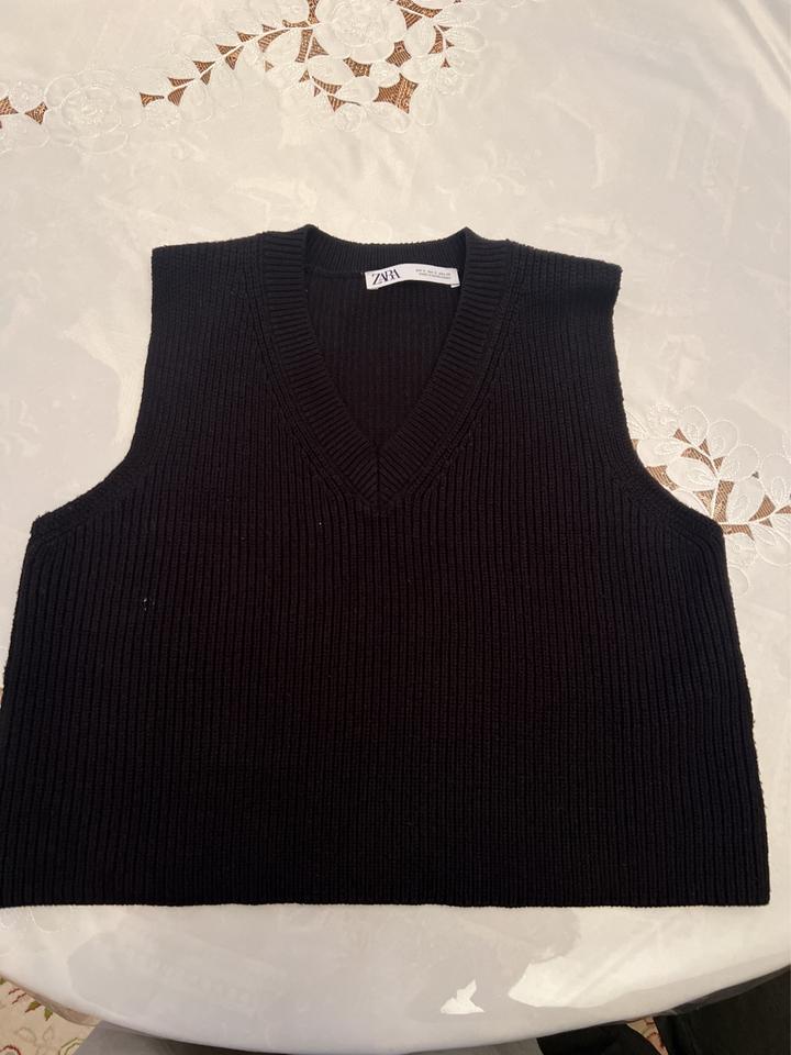 Жилет Zara