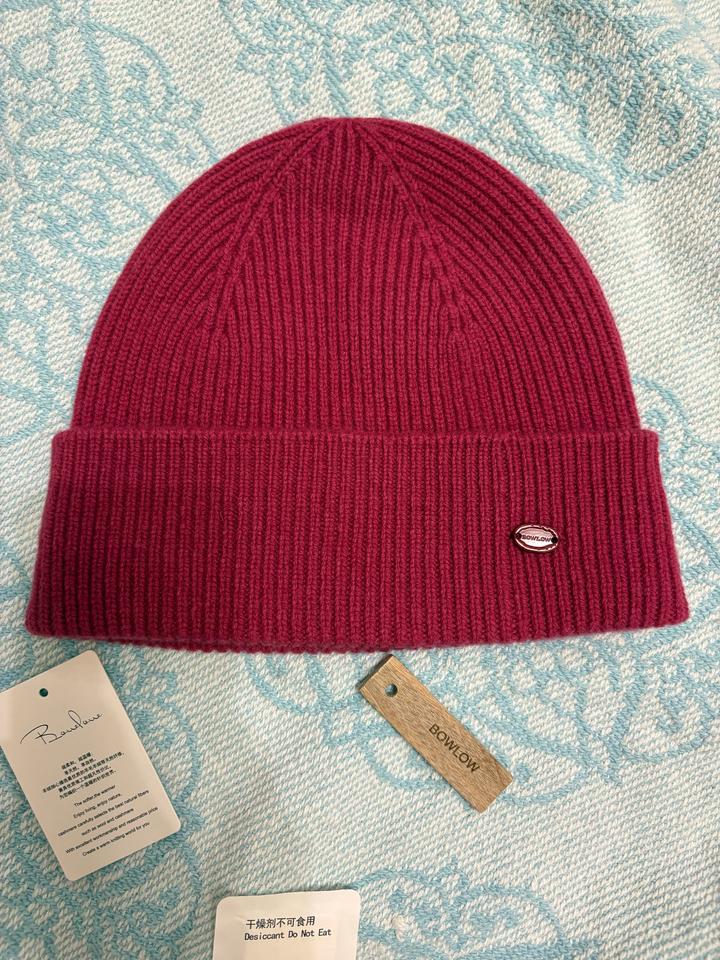 Женская шапка 100% wool