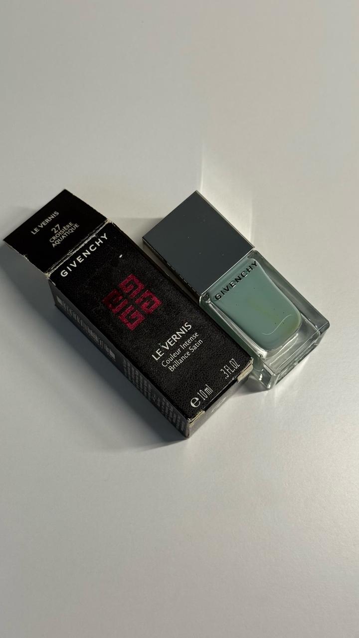 Лак для ногтей Givenchy Le Vernis
