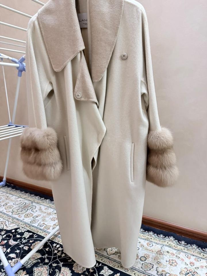 langiotti пальто с меховыми манжетами