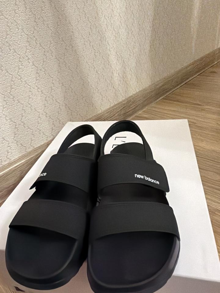 Сандалии New Balance