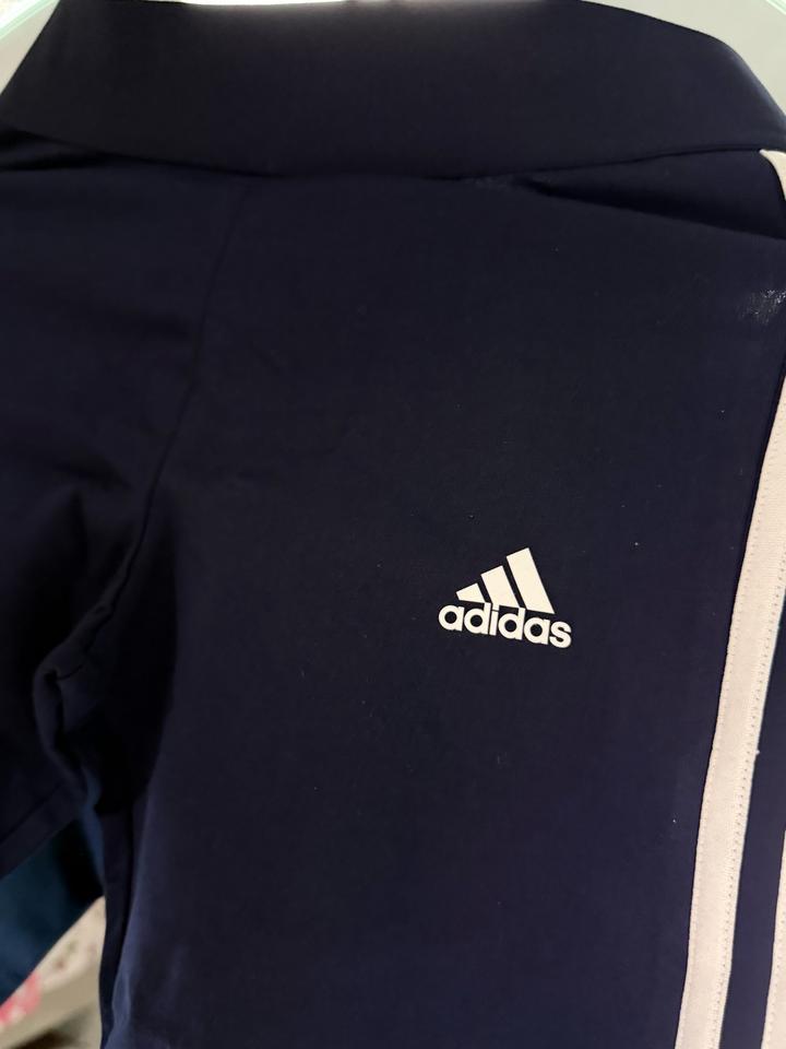 Спортивные леггинсы adidas