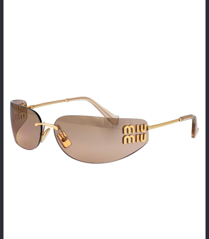 Солнцезащитные очки Miu Miu