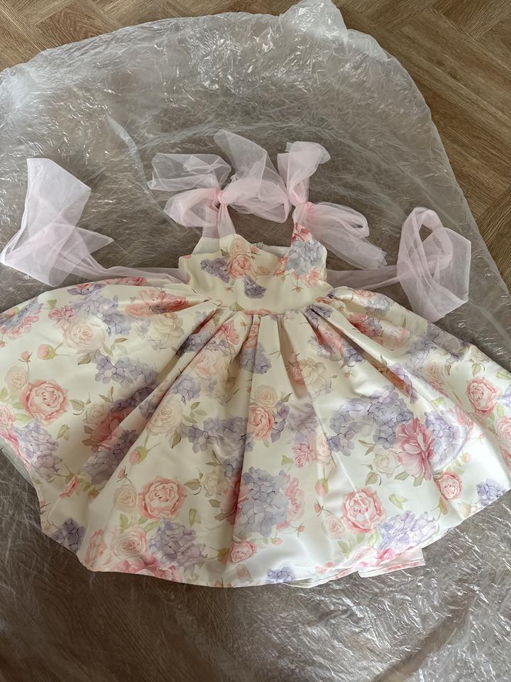 Mildy dress Детское нарядное платье с цветочным принтом