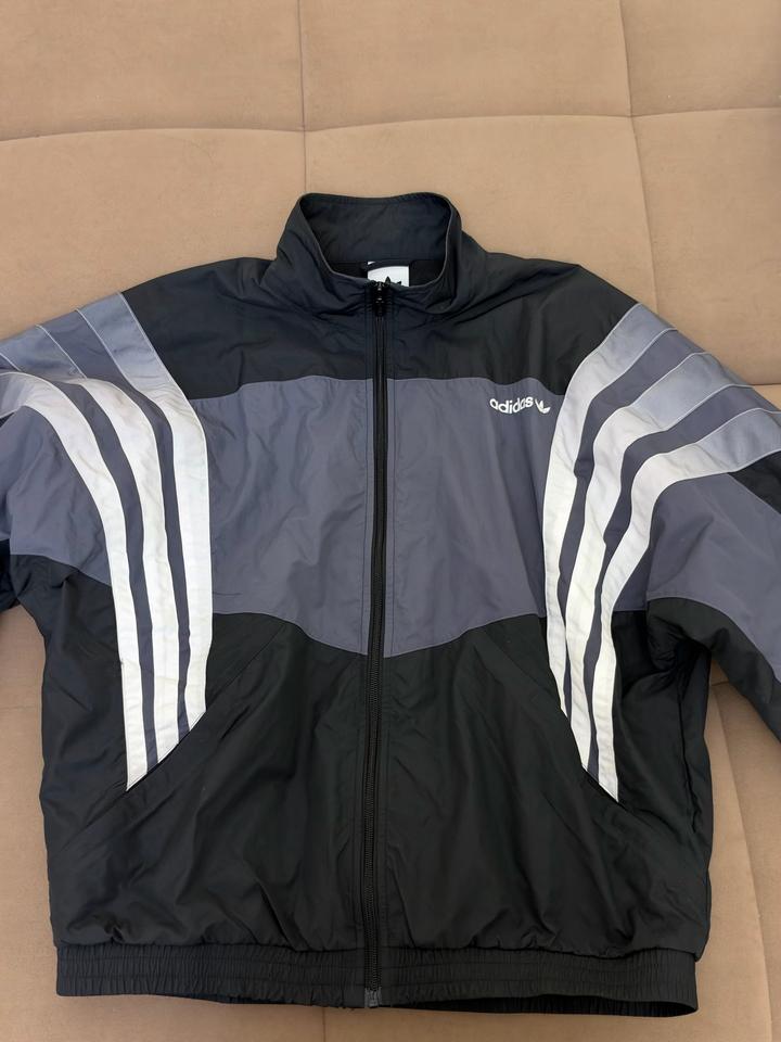 Ветровка adidas