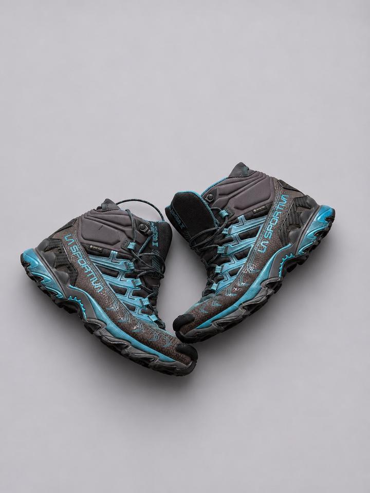 Женские треккинговые ботинки La Sportiva Ultra Raptor II MID GTX