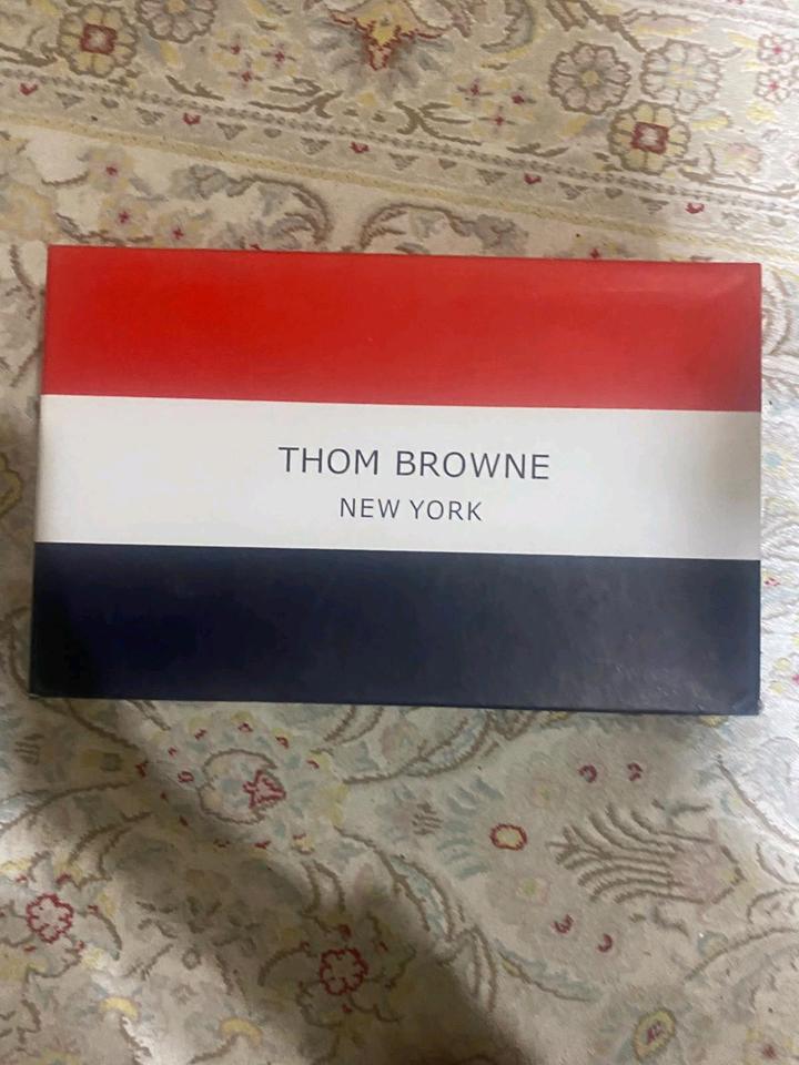 Thom Browne Оригинал бренд одевали пару раз всего в отличном состоянии