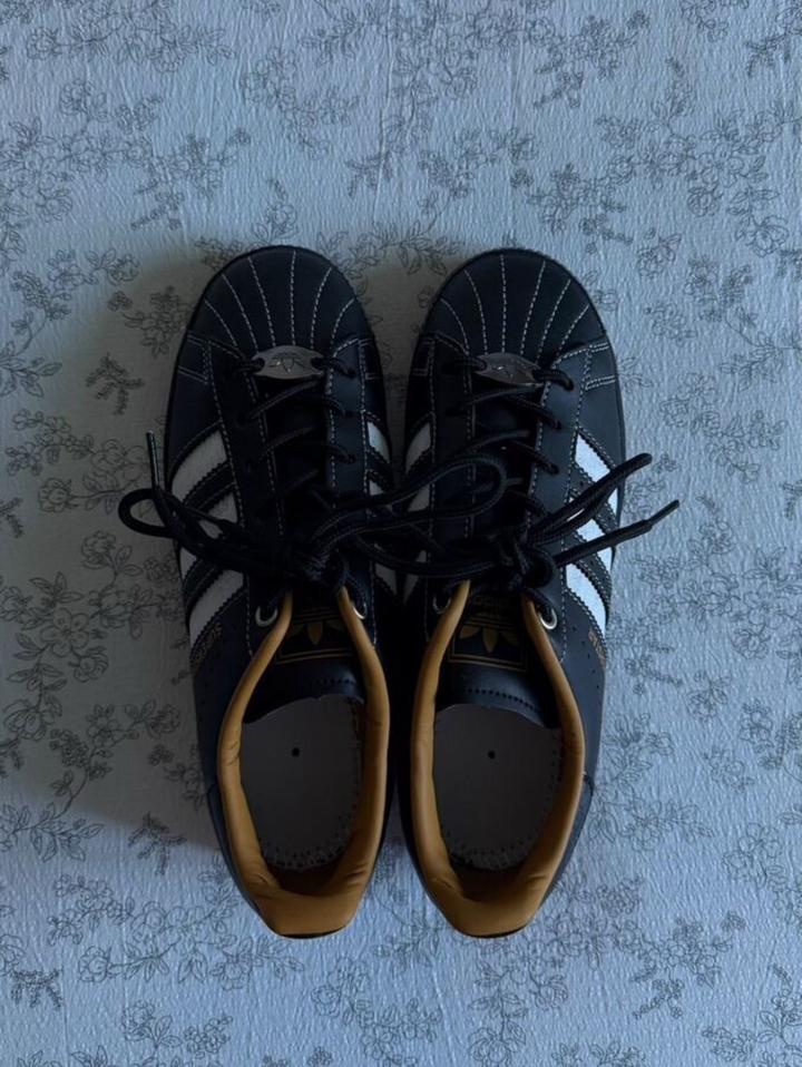 Кроссовки Adidas Superstar