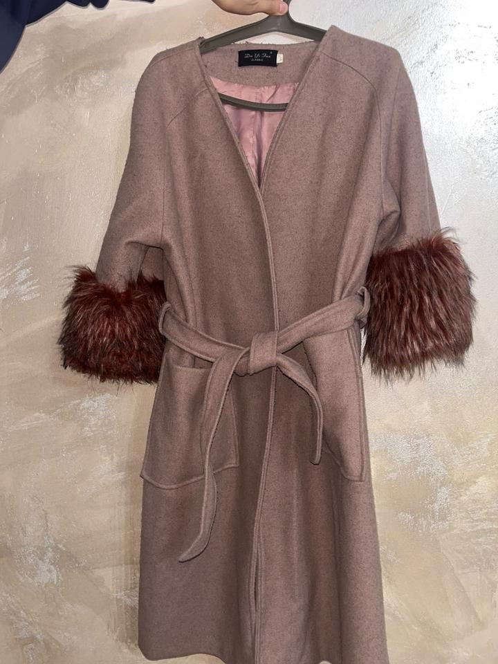 Comme des Garçons PLAY Пальто De Yi Fan