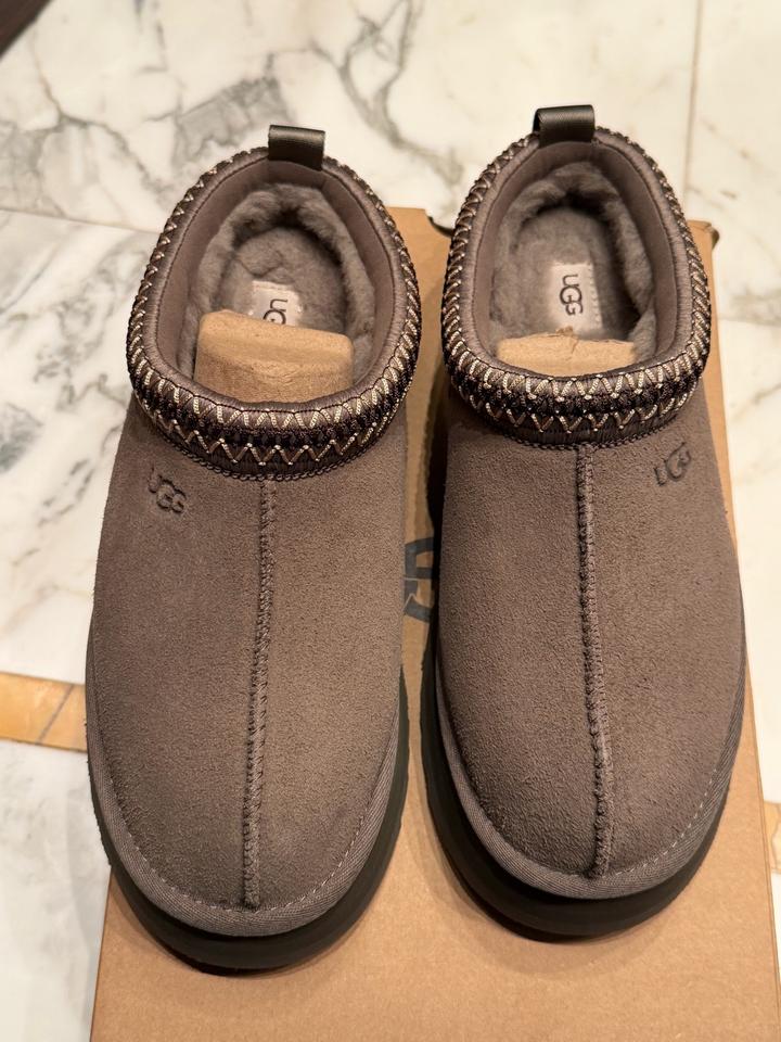 Женские слипоны UGG
