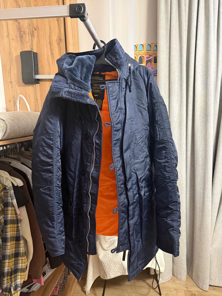 Парка Alpha Industries