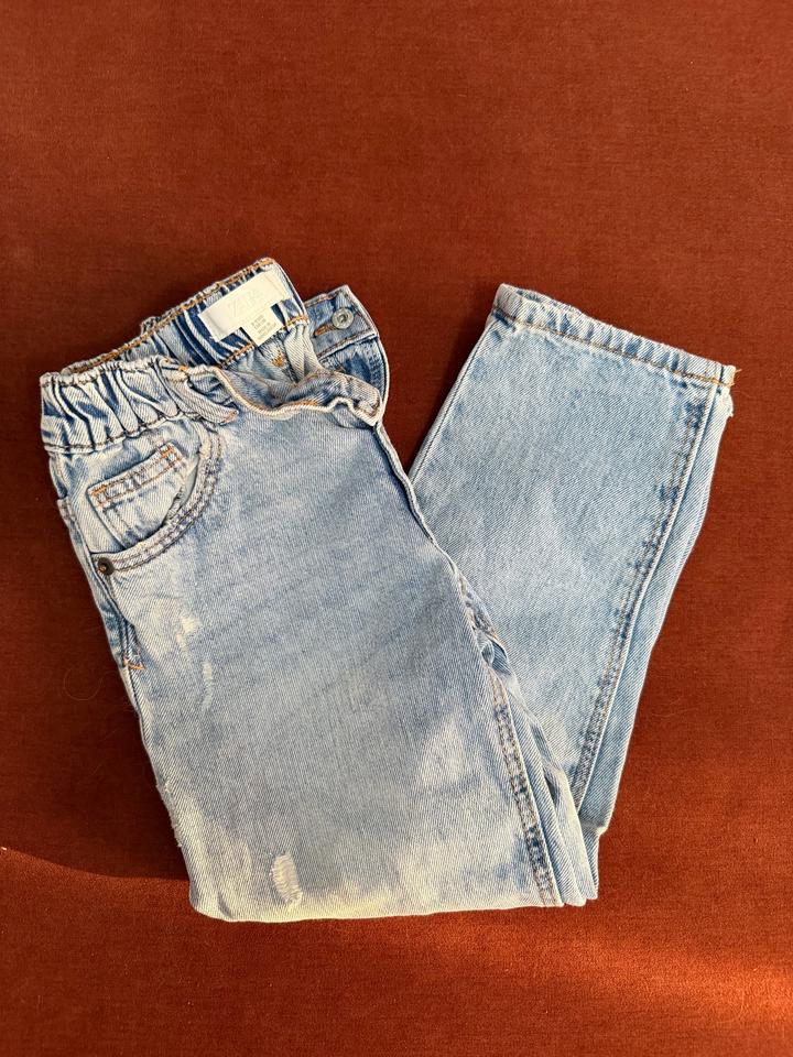 Джинсы ZARA для мальчика