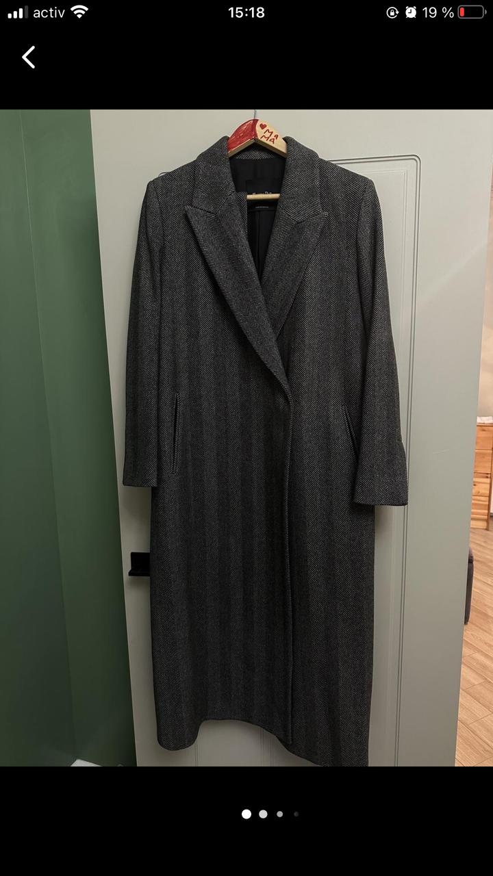 Пальто Massimo Dutti.  В новом состоянии.