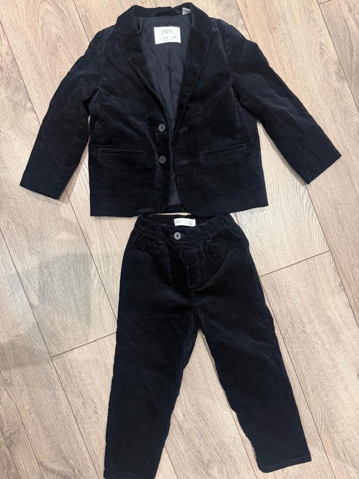Костюм ZARA бархат