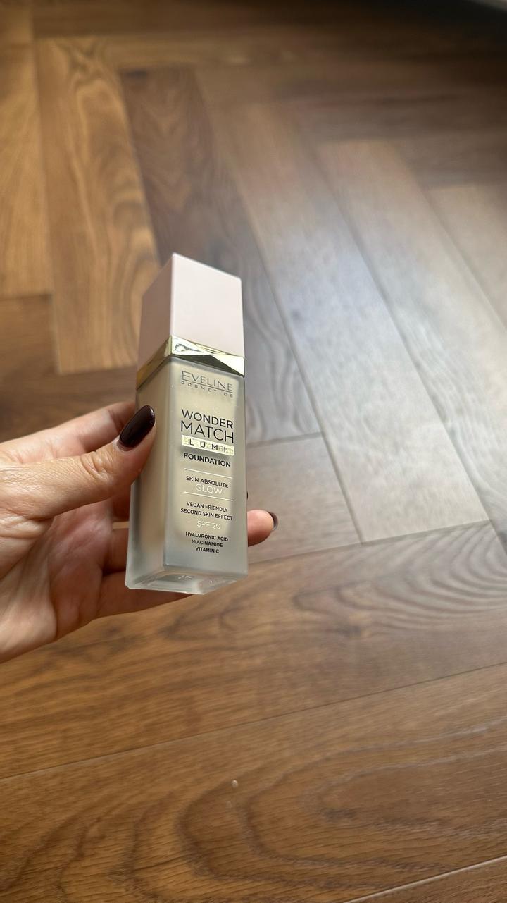 Тональный крем Eveline Cosmetics Wonder Match Lumi