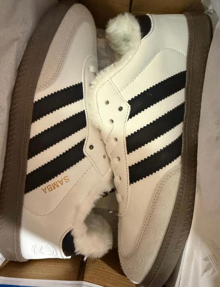 Кроссовки adidas Samba