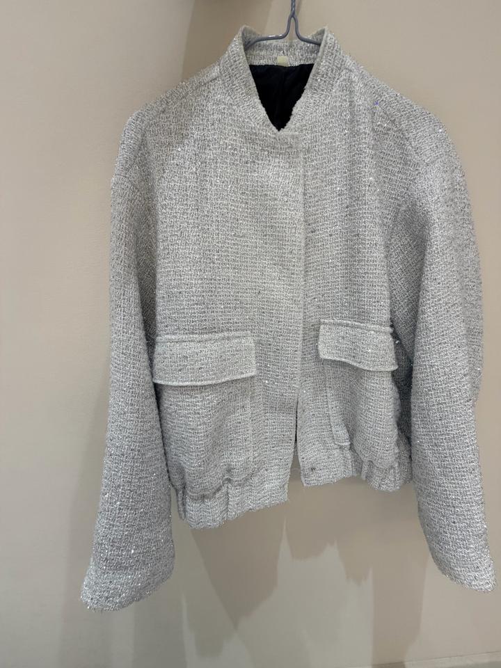 Zara Твидовый бомбер с пайетками